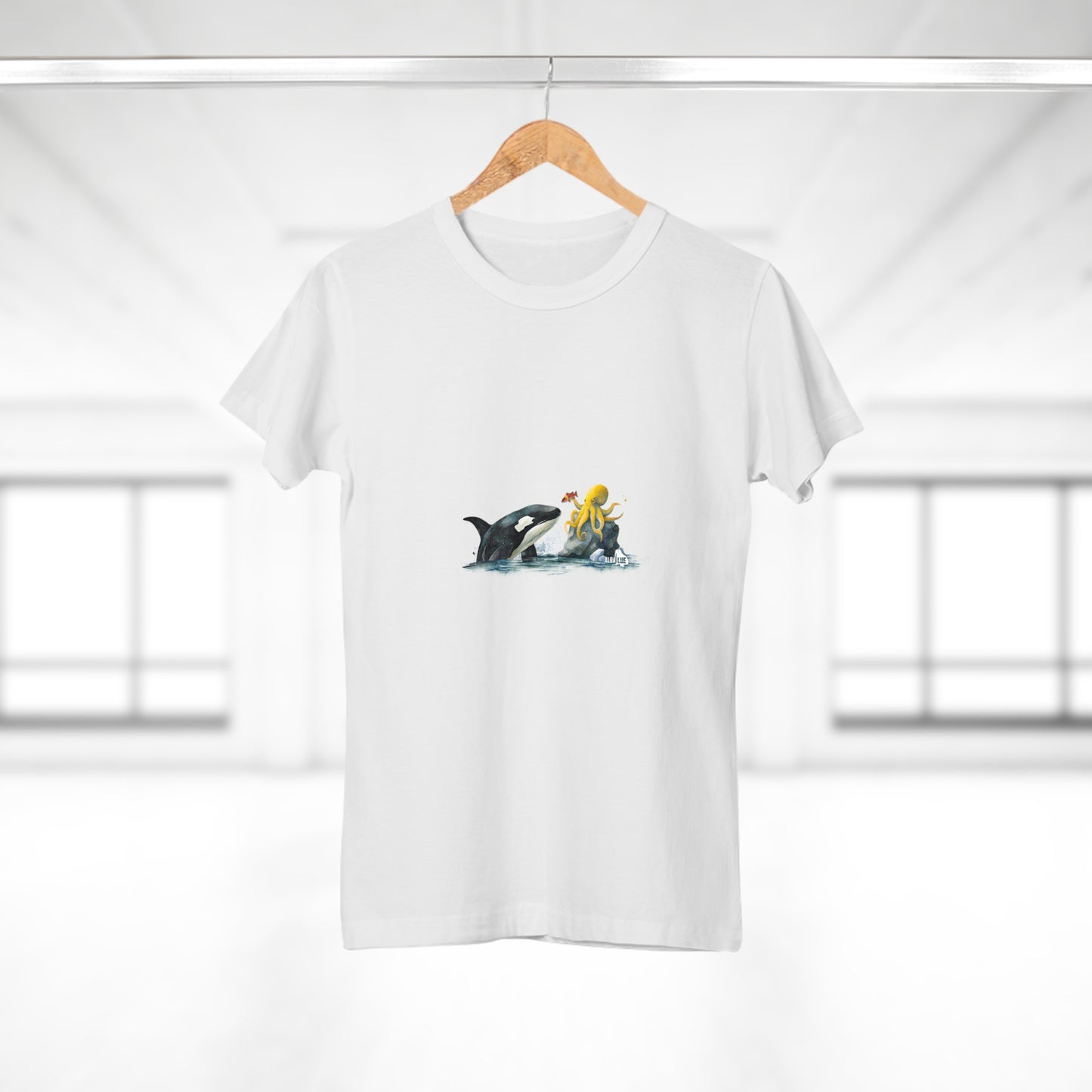 Ocean Wildlife - Women’s Tee