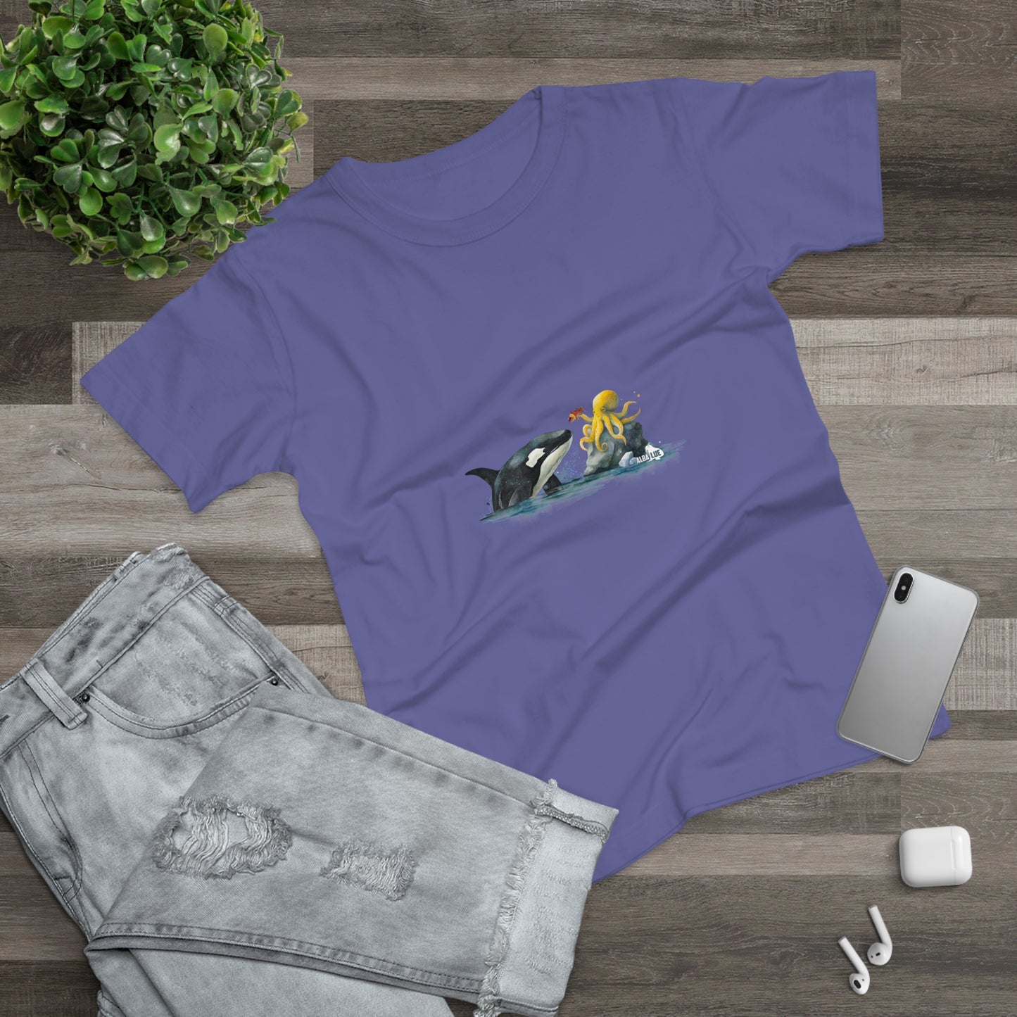 Ocean Wildlife - Women’s Tee