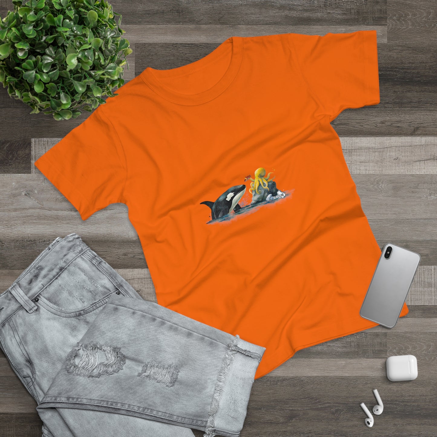 Ocean Wildlife - Women’s Tee