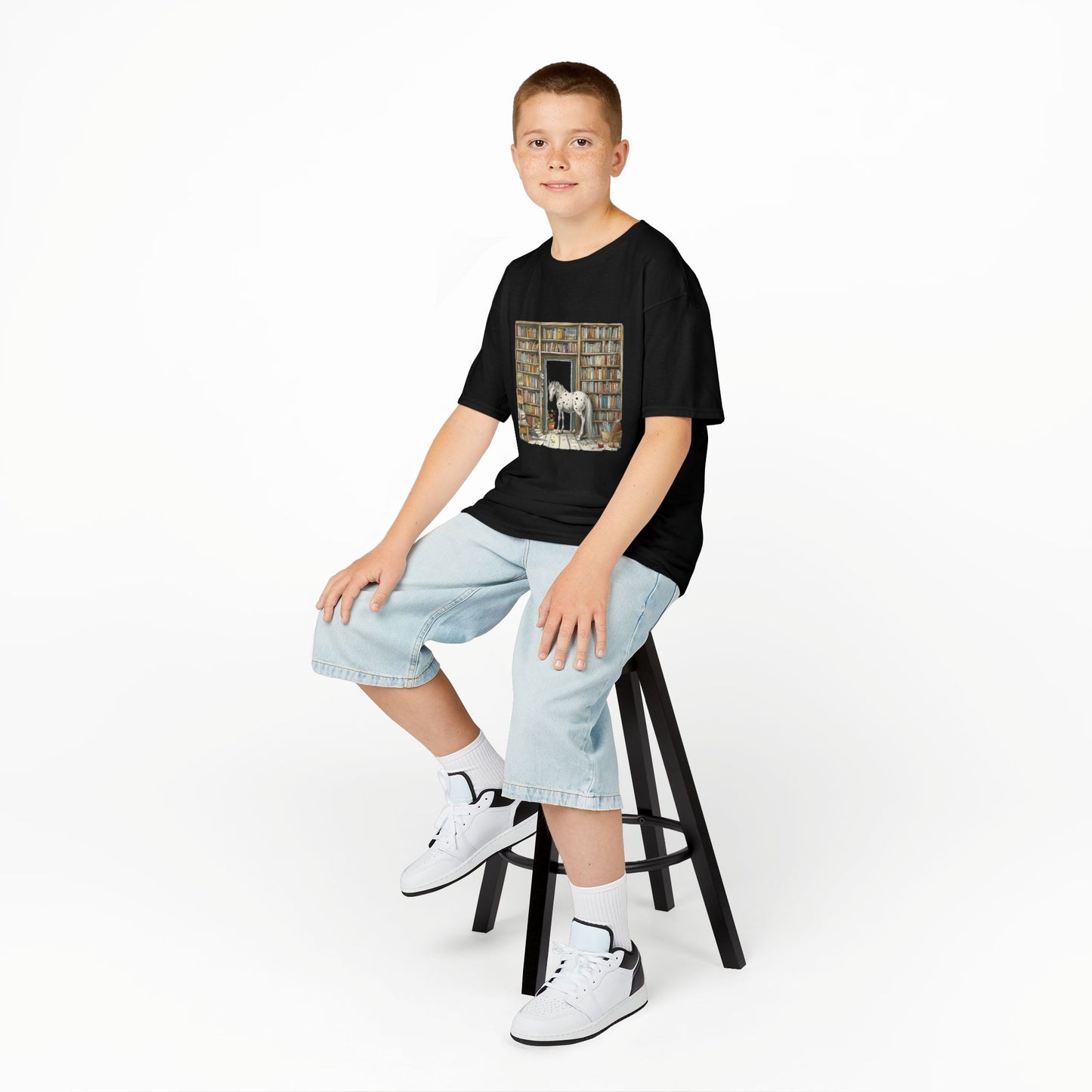 Horse in a Library - Kids T-shirt